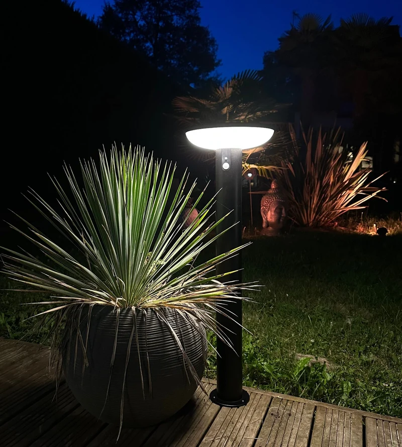 Borne Led solaire HALO avec détecteur